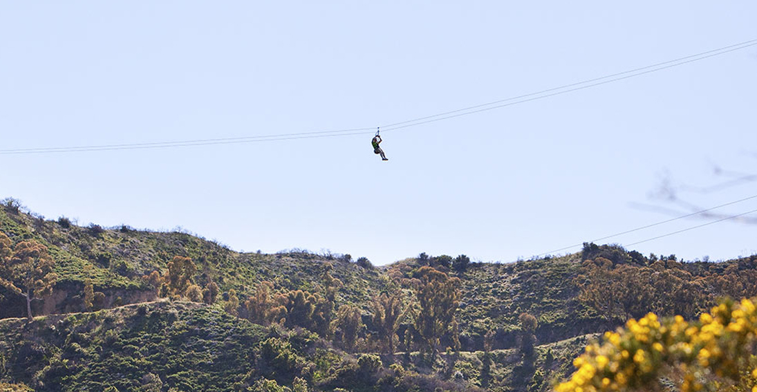 Private experience with helicopter flight and zipline adventure